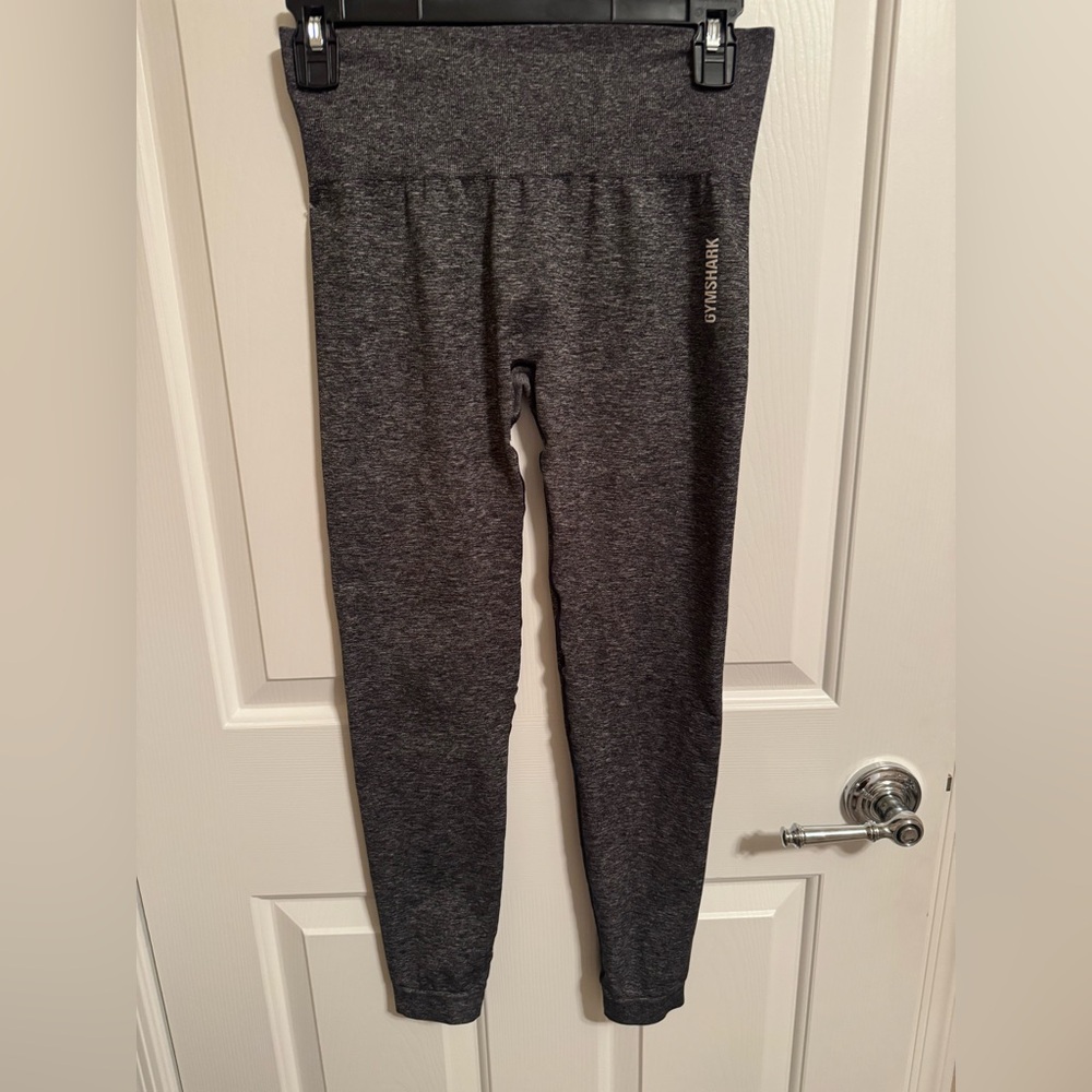 Gymshark Women’s Gray Charcoal Seamless Leggings